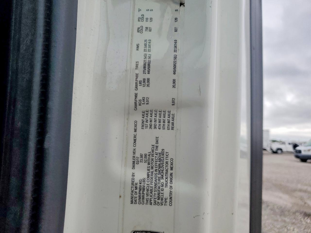2018 FREIGHTLINER All other VIN 3AKJHLDV9JSJL6029 photo 10