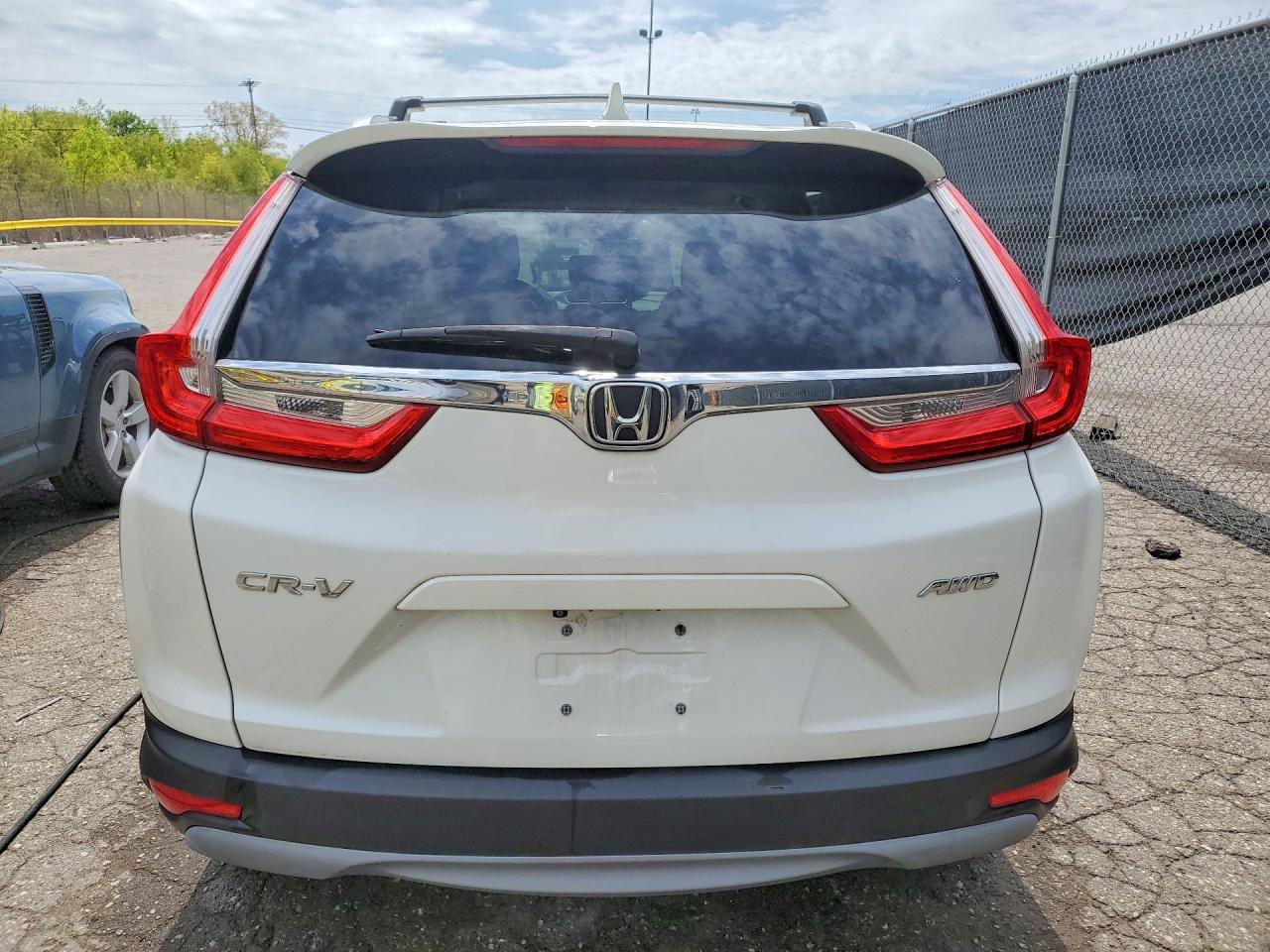 2018 Honda Crv VIN 2HKRW2H85JH665640 photo 6
