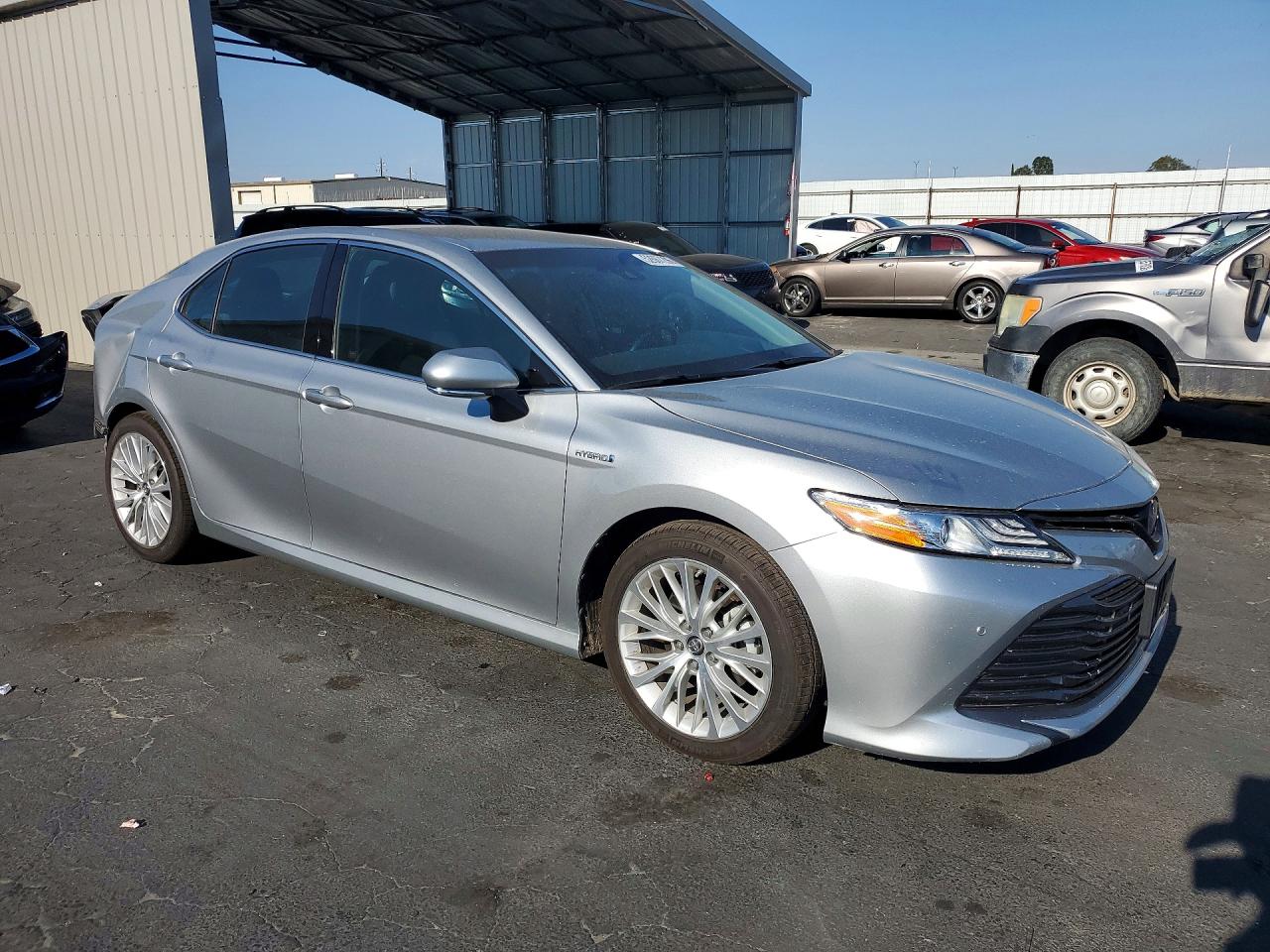 2018 Toyota Camry sola VIN 4T1B21HK8JU502033 photo 4