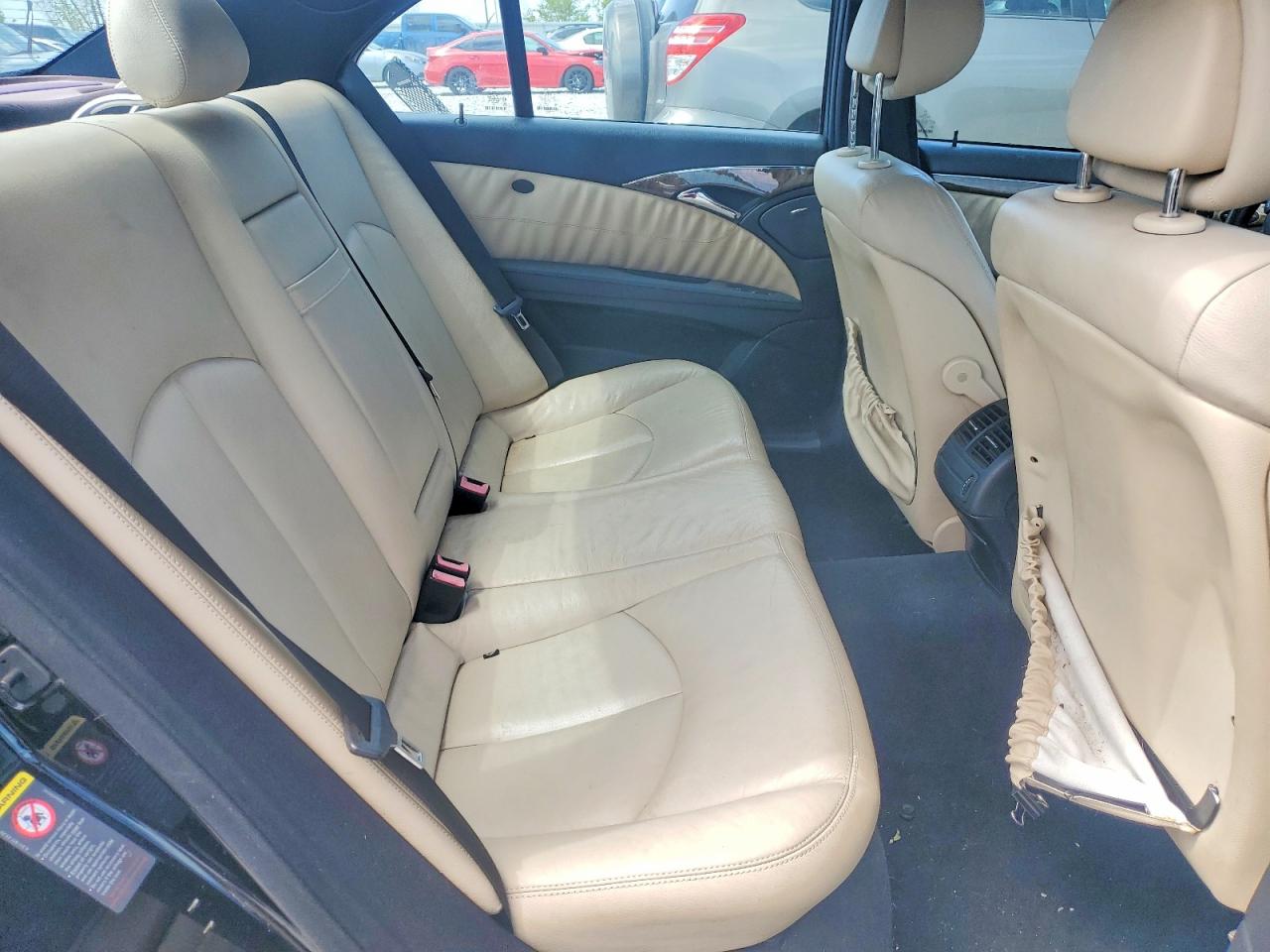2009 Mercedes-Benz E-class VIN WDBUF87X09B388042 photo 10