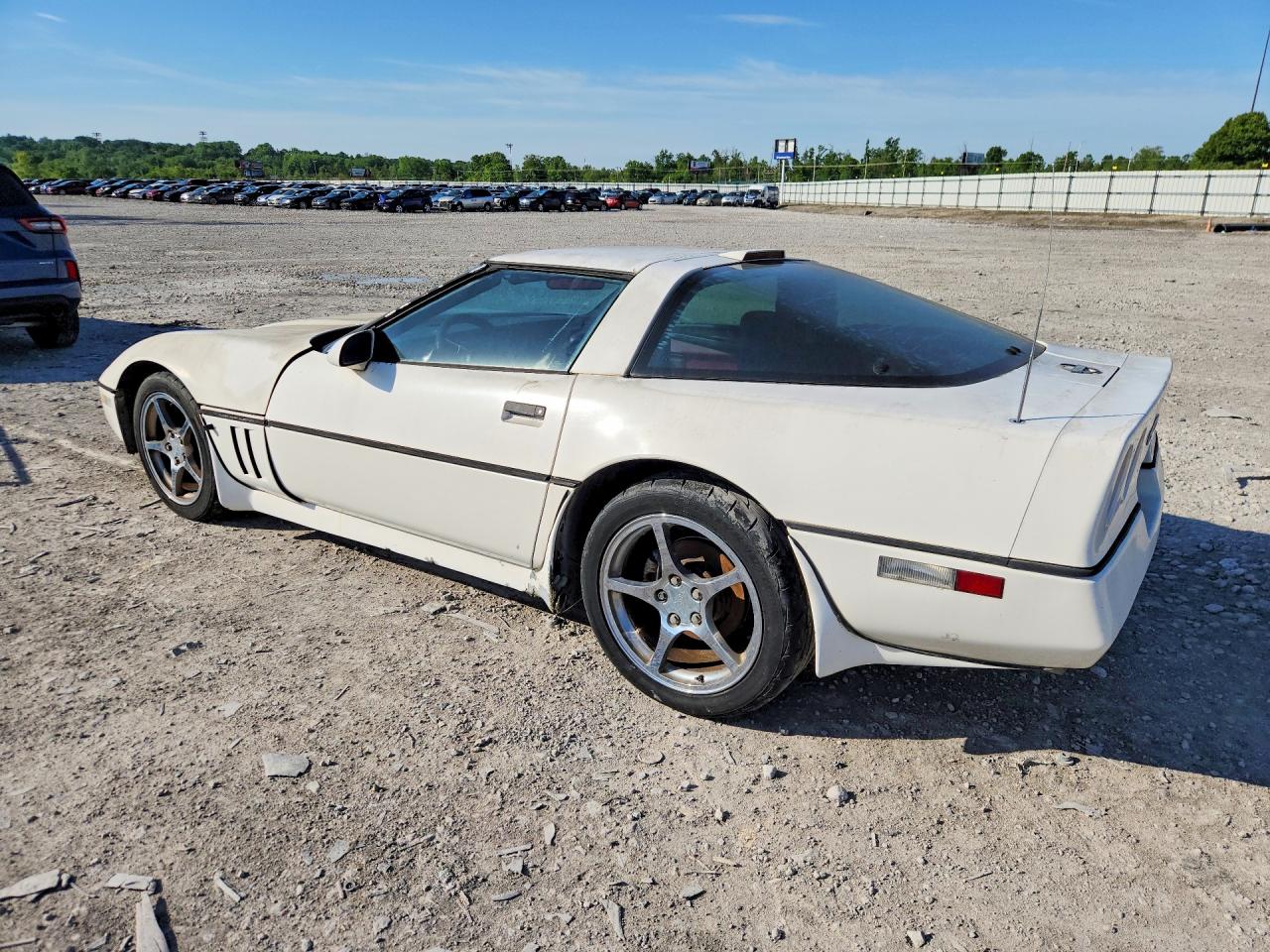 1987 CHEV Corvette VIN 1G1YY2188H5109583 photo 2