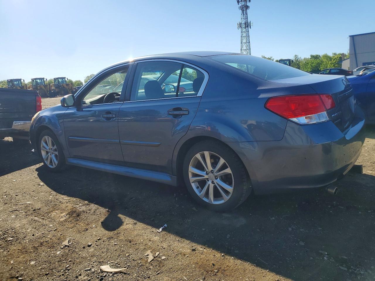 2013 Subaru LEGACY VIN 4S3BMBC63D3028047 photo 2