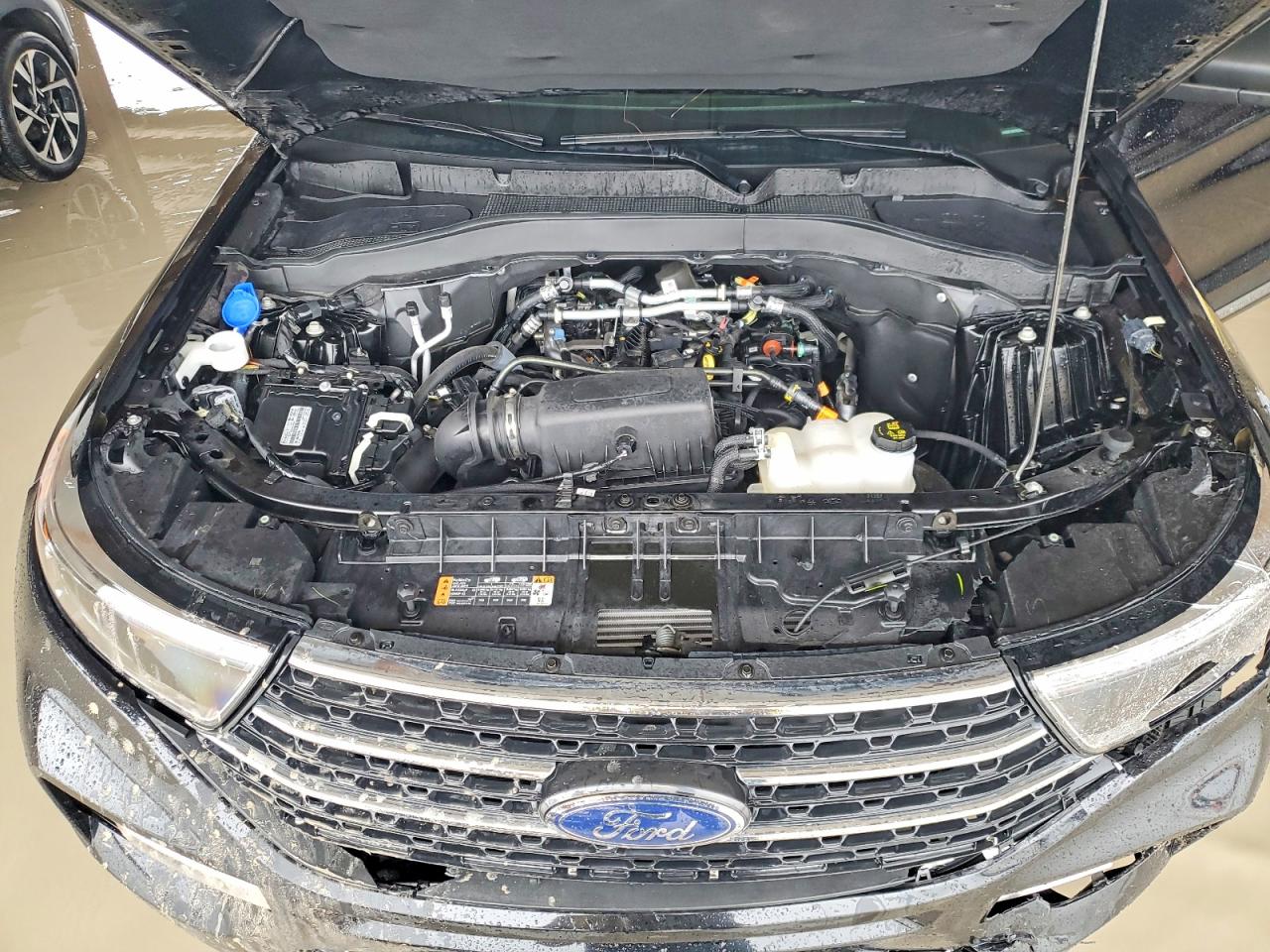 2024 Ford Explorer VIN 1FMSK7DH7RGA87276 photo 12