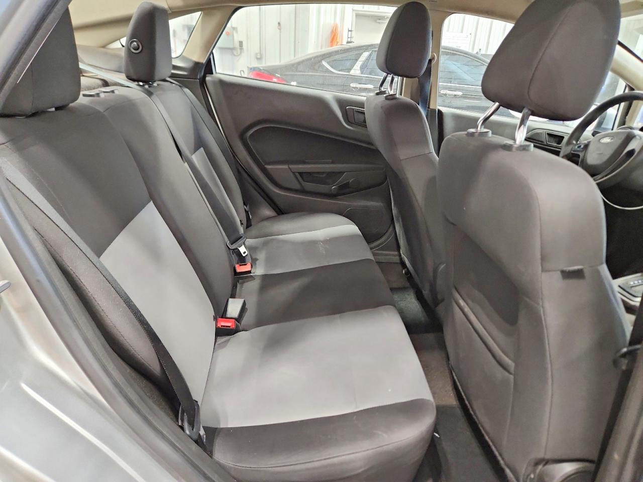 2018 Ford Fiesta VIN 3FADP4AJ8JM134156 photo 10