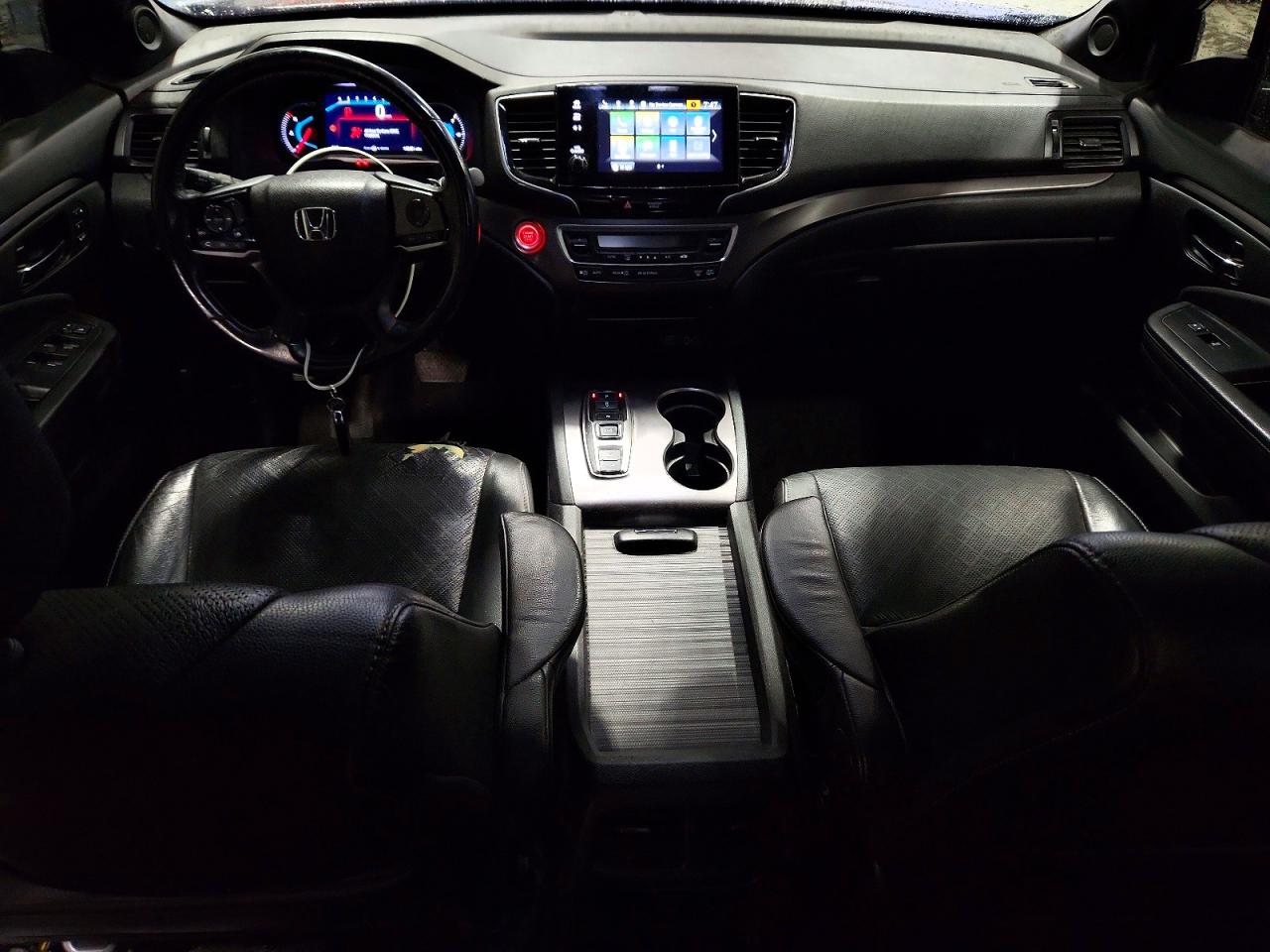 2021 Honda Passport VIN 5FNYF8H58MB011142 photo 8