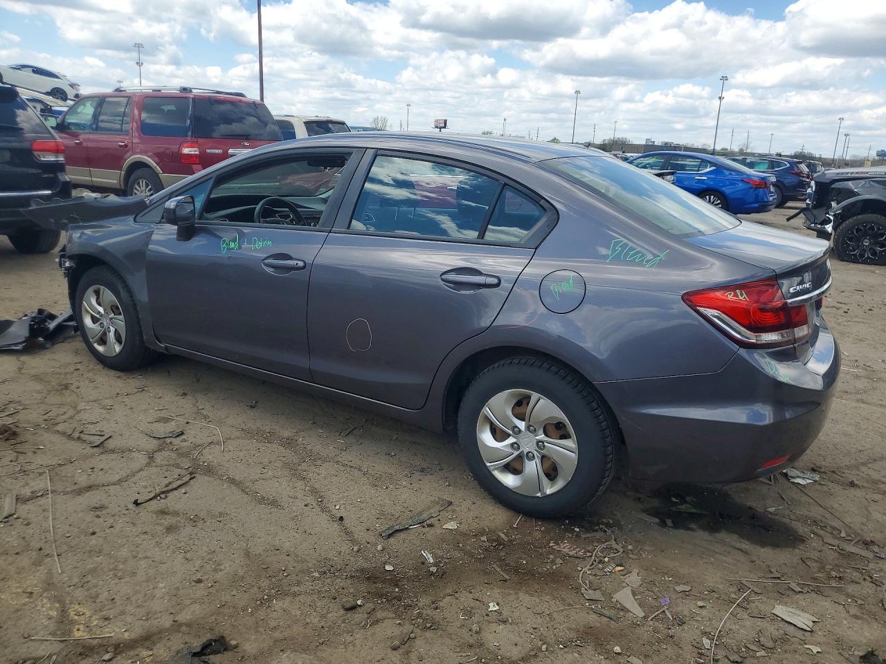 2015 Honda Civic VIN 19XFB2F51FE117153 photo 2