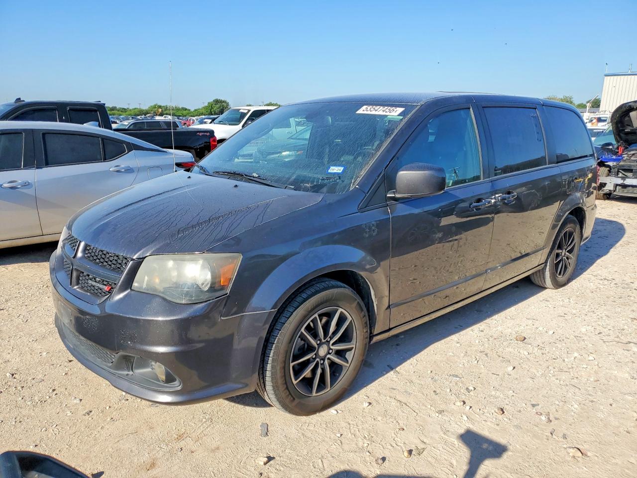 2019 Dodge Caravan VIN 2C4RDGEGXKR617036 photo 1