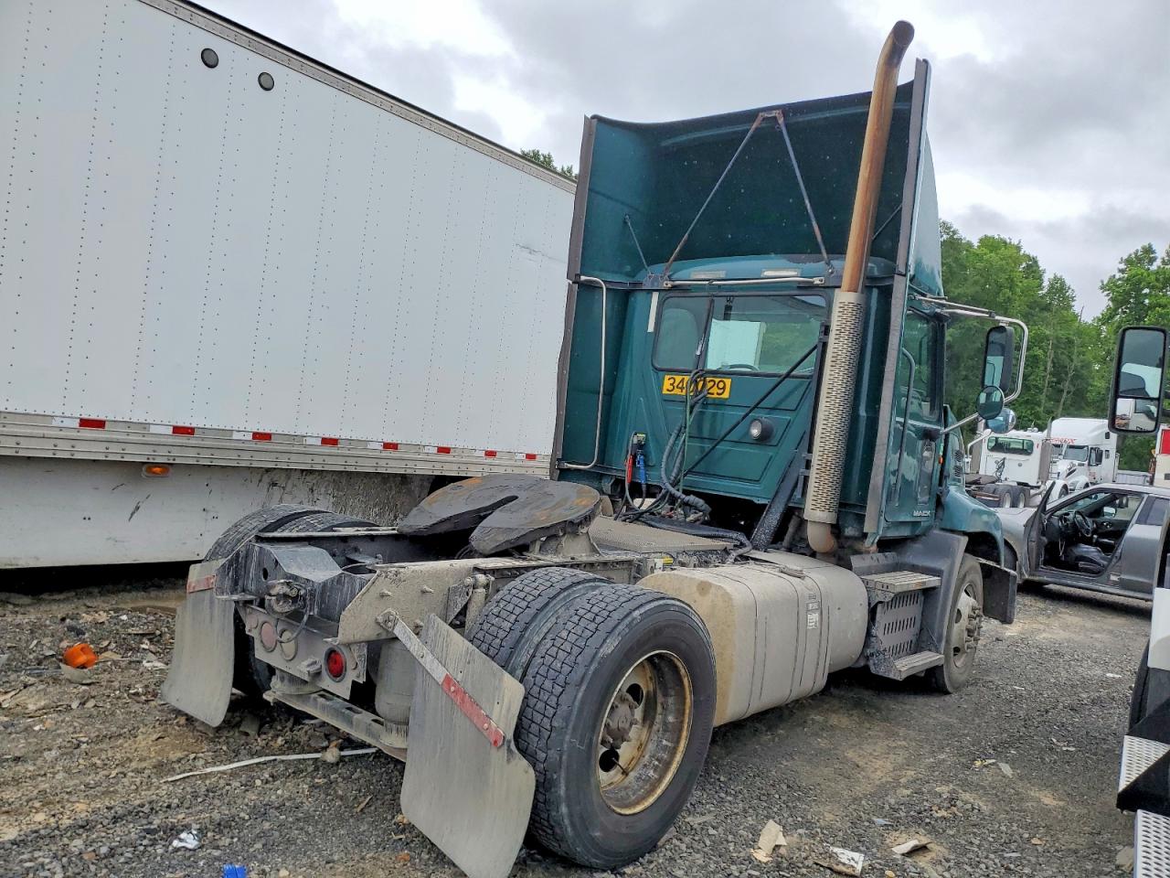 2015 MACK All models VIN 1M1AW01X8FM006953 photo 4