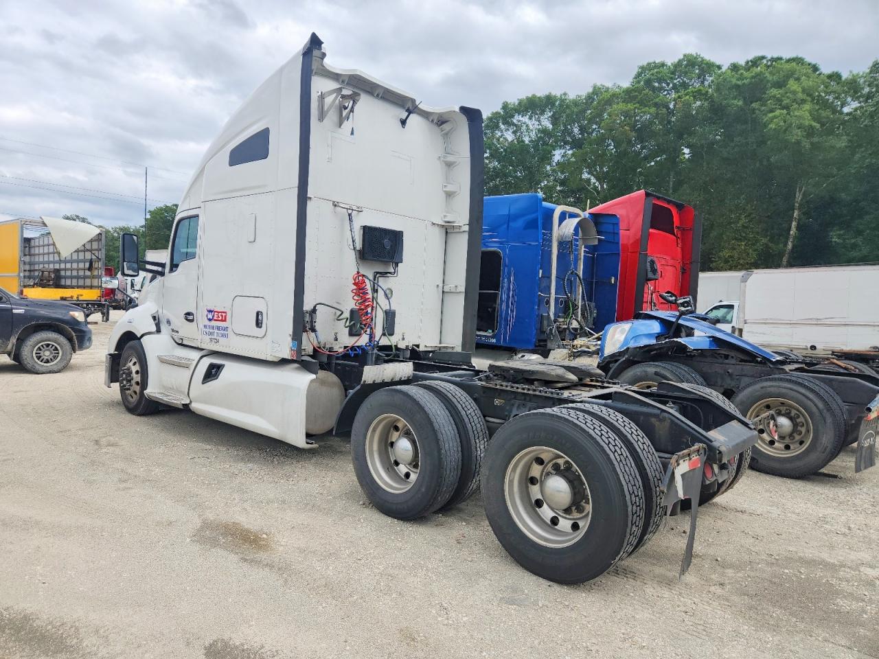 2020 KENWORTH All other VIN 1XKYDP9X6LJ311144 photo 3