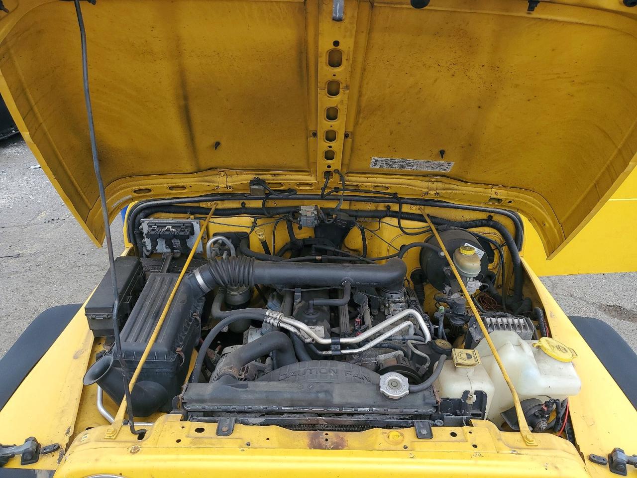 2004 Jeep Wrangler / VIN 1J4FA39S94P708574 photo 11