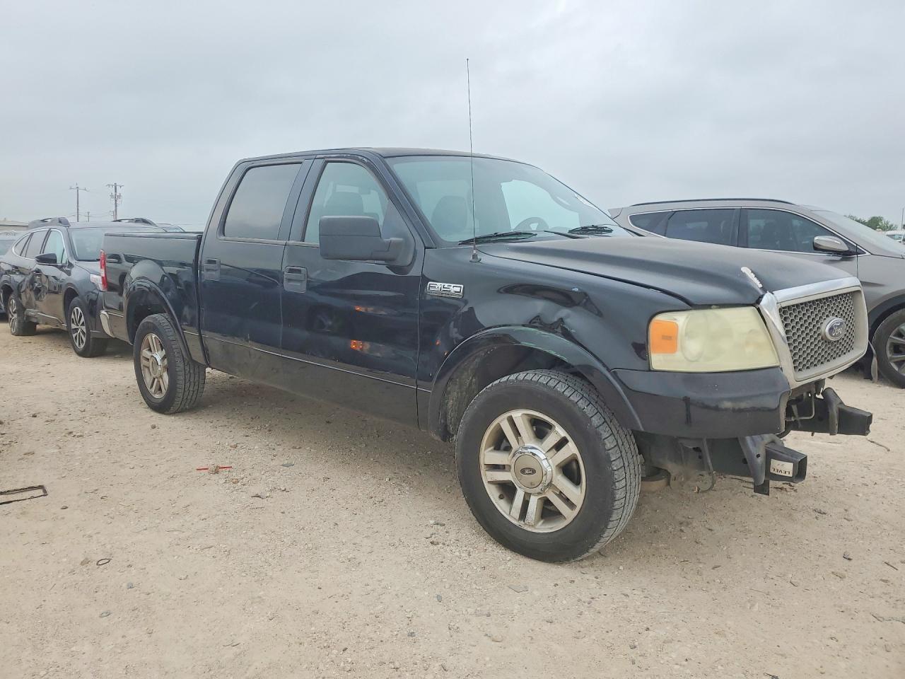 2005 Ford F150 VIN 1FTPW12535KD37236 photo 4