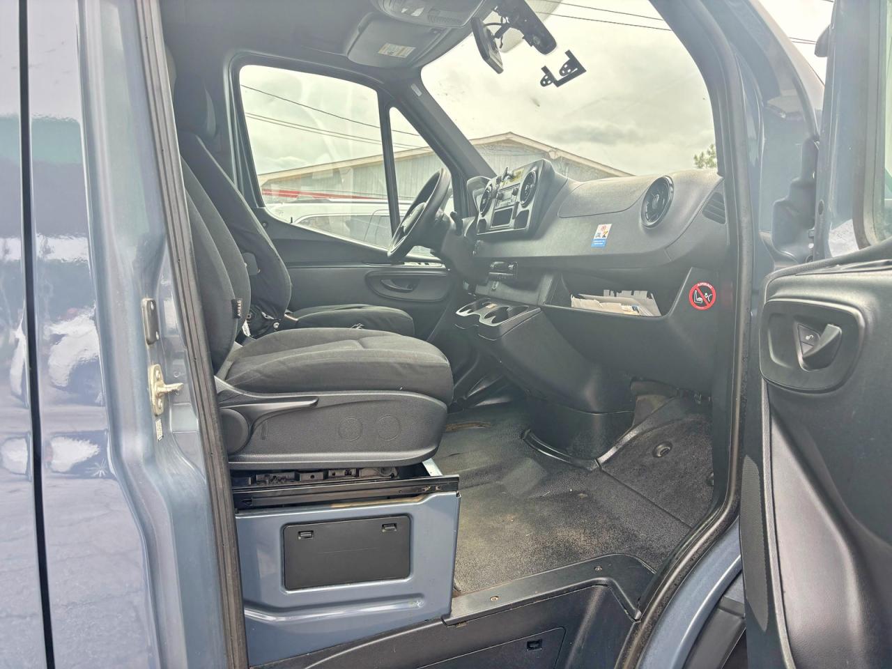 2019 Mercedes-Benz Sprinter VIN WD4PF0CDXKP035110 photo 5