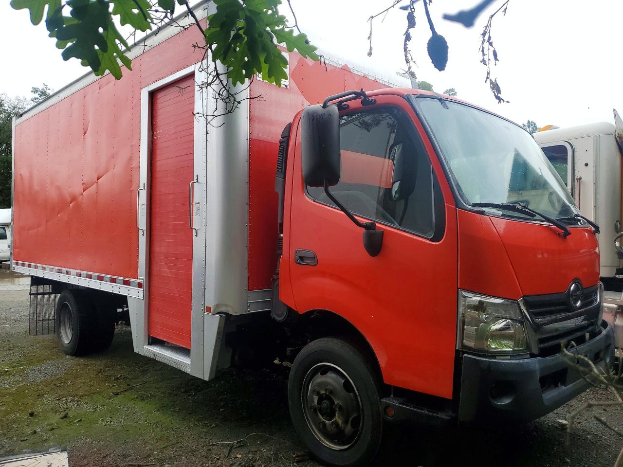 2017 HINO All other VIN JHHSDM2H9HK005752 photo 4