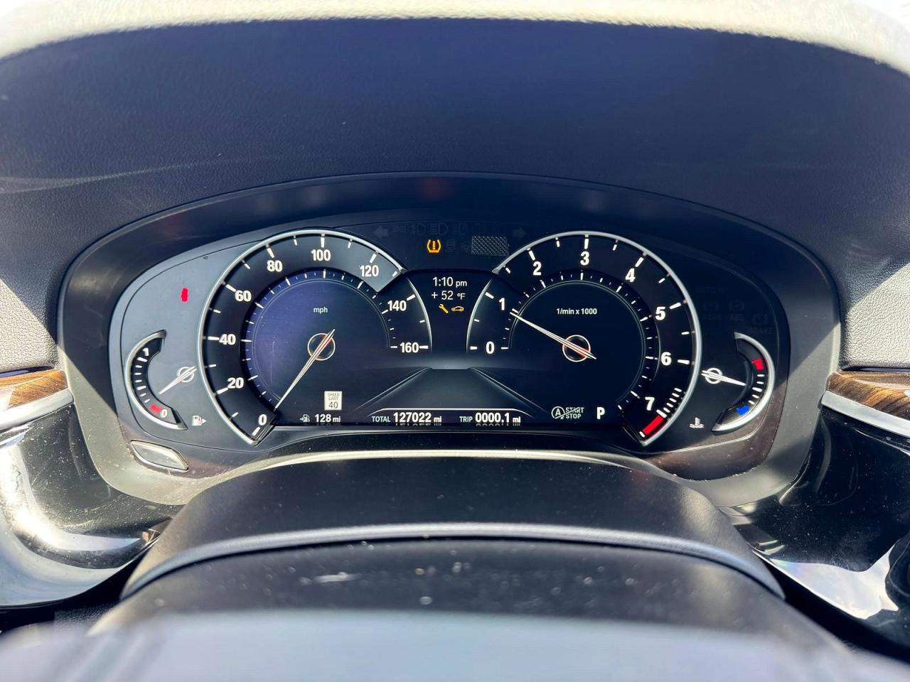 2019 BMW 5 series VIN WBAJA5C51KBX87048 photo 8