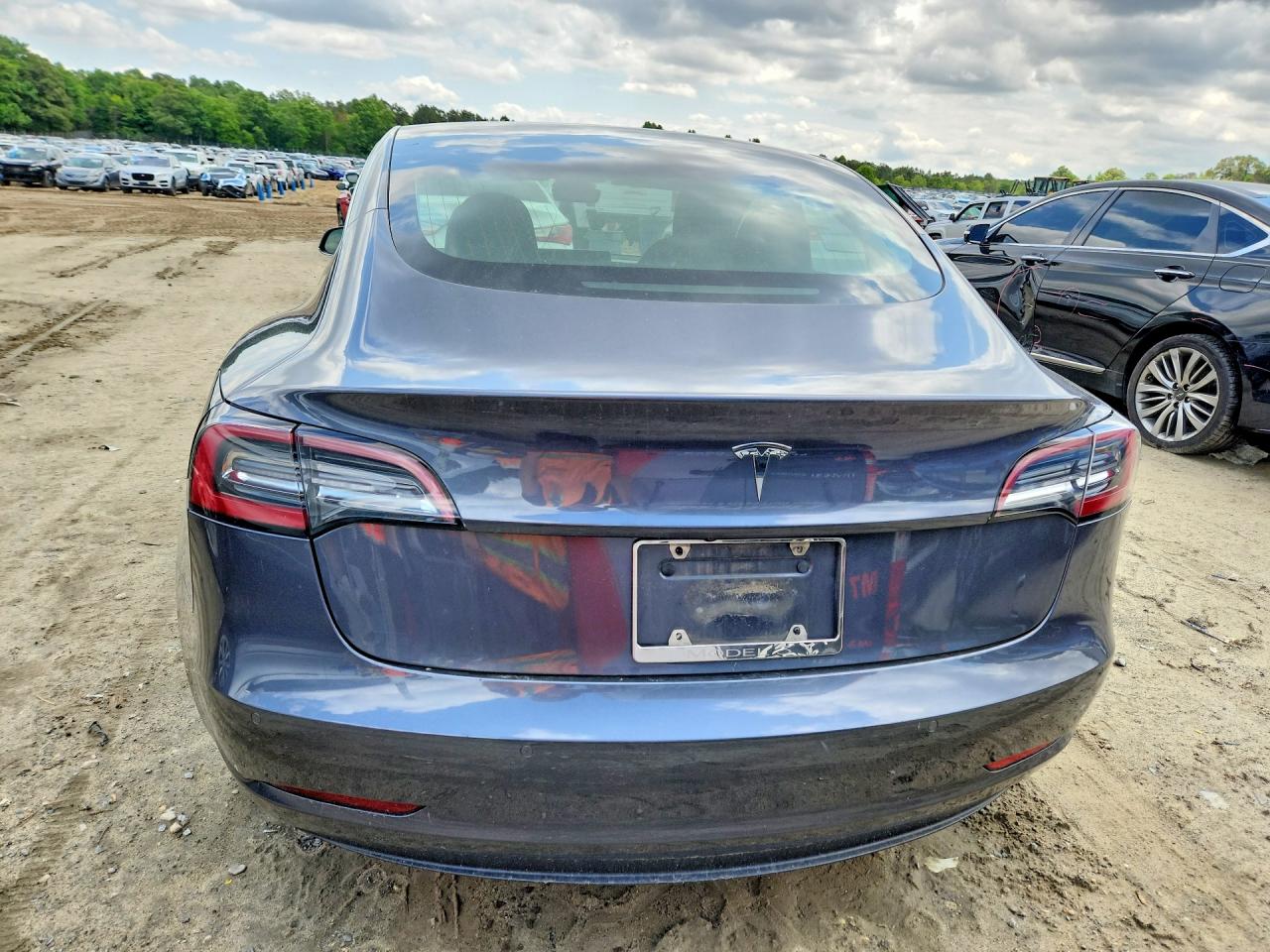 2018 Model 3 VIN 5YJ3E1EA3JF153710 photo 6