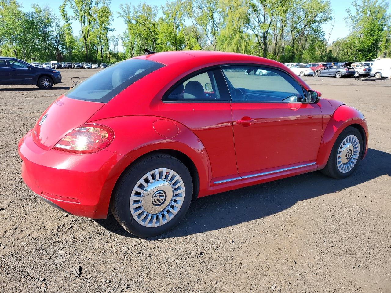 2014 Volkswagen Beetle VIN 3VWJP7AT8EM615463 photo 3