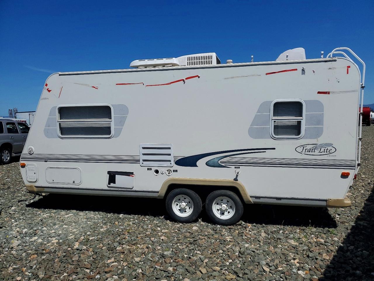 2001 TRAIL Recreation VIN 4WY200J2611075585 photo 3