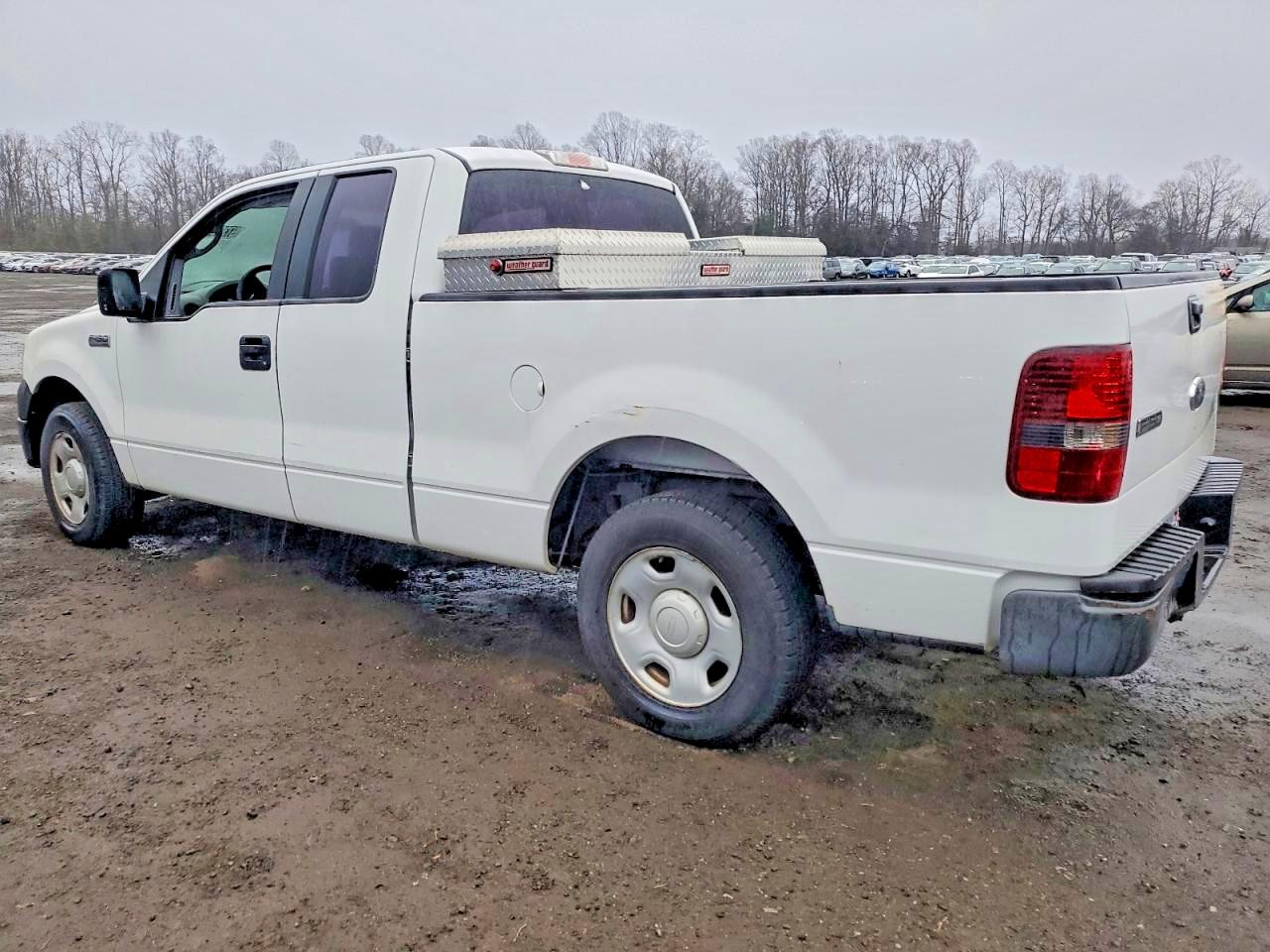 2007 Ford All models VIN 1FTRX12W47NA40718 photo 2