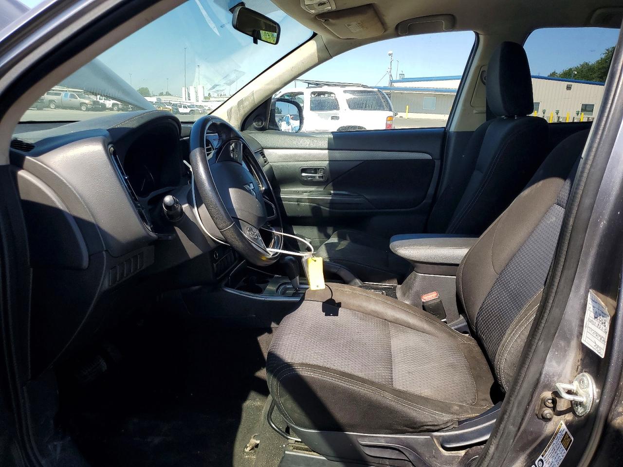 2018 Mitsubishi Outlander VIN JA4AD3A3XJJ001780 photo 7