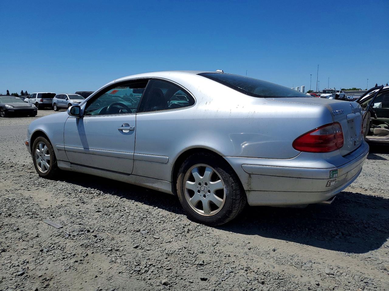2002 Mercedes-Benz Clk-class VIN WDBLJ65G52T128169 photo 2