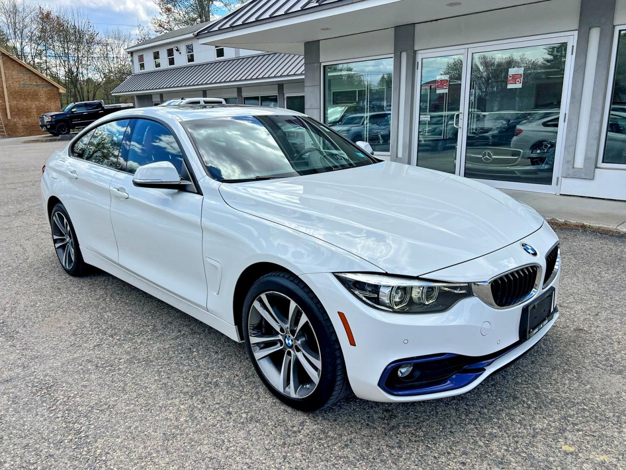 2018 BMW 4 series VIN WBA4J3C55JBL04161 photo 1