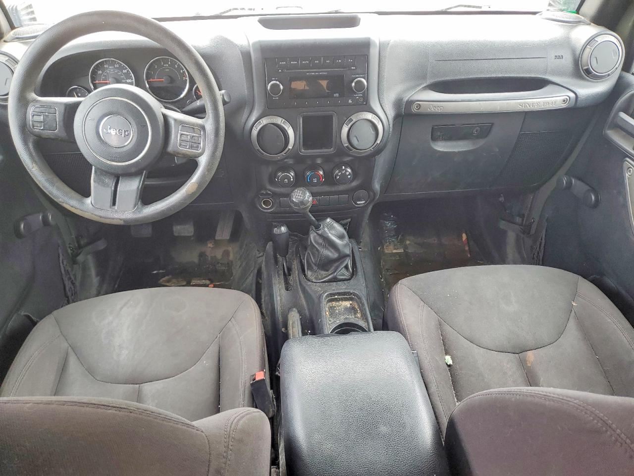 2015 Jeep Wrangler / VIN 1C4BJWDG7FL703134 photo 8