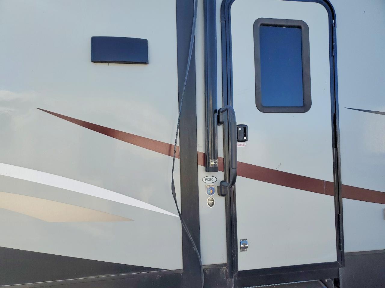 2019 HEARTLAND Other VIN 5SFRG322XKE410519 photo 9