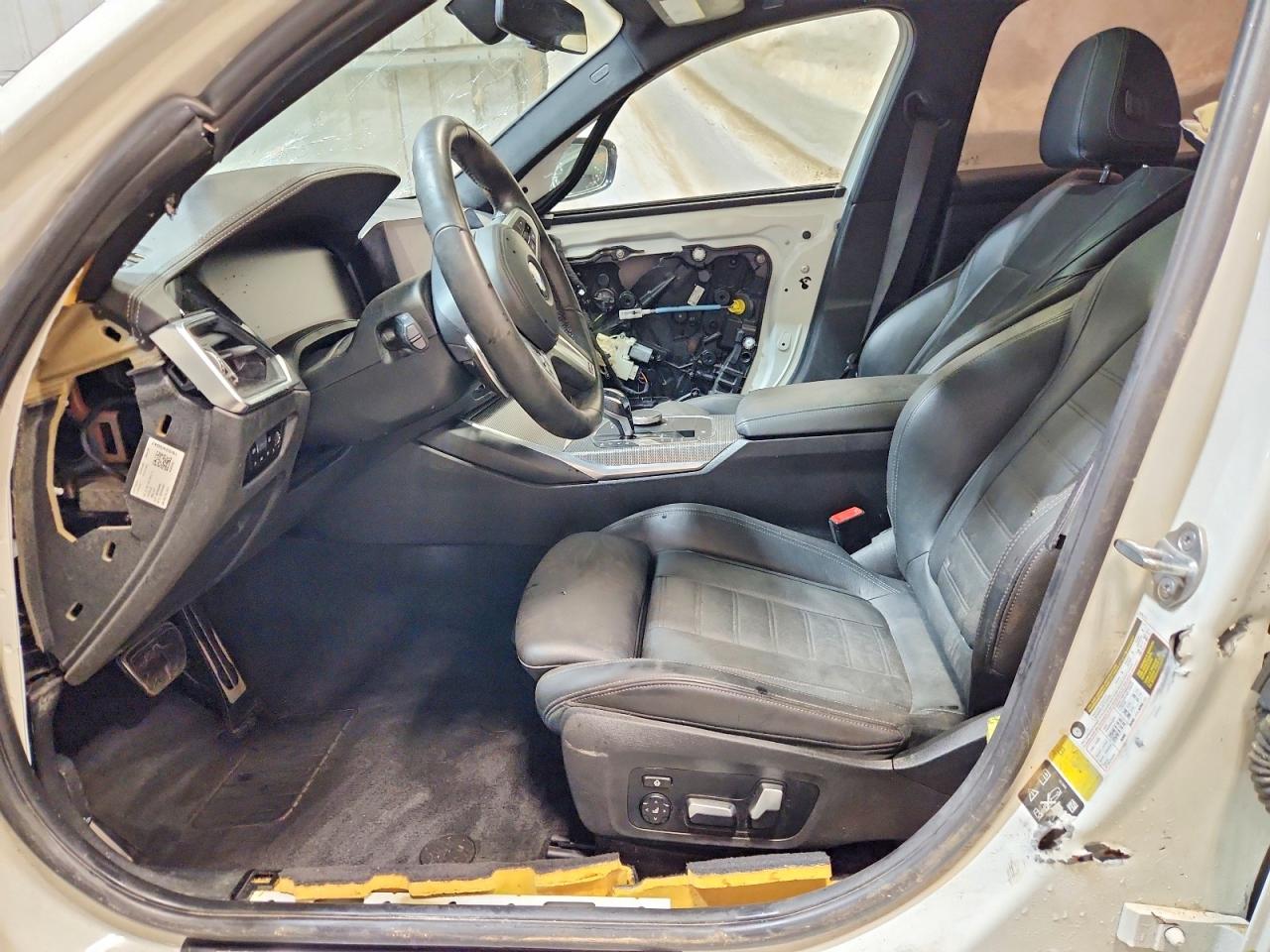 2019 BMW 3 series VIN WBA5R7C52KAJ80636 photo 7