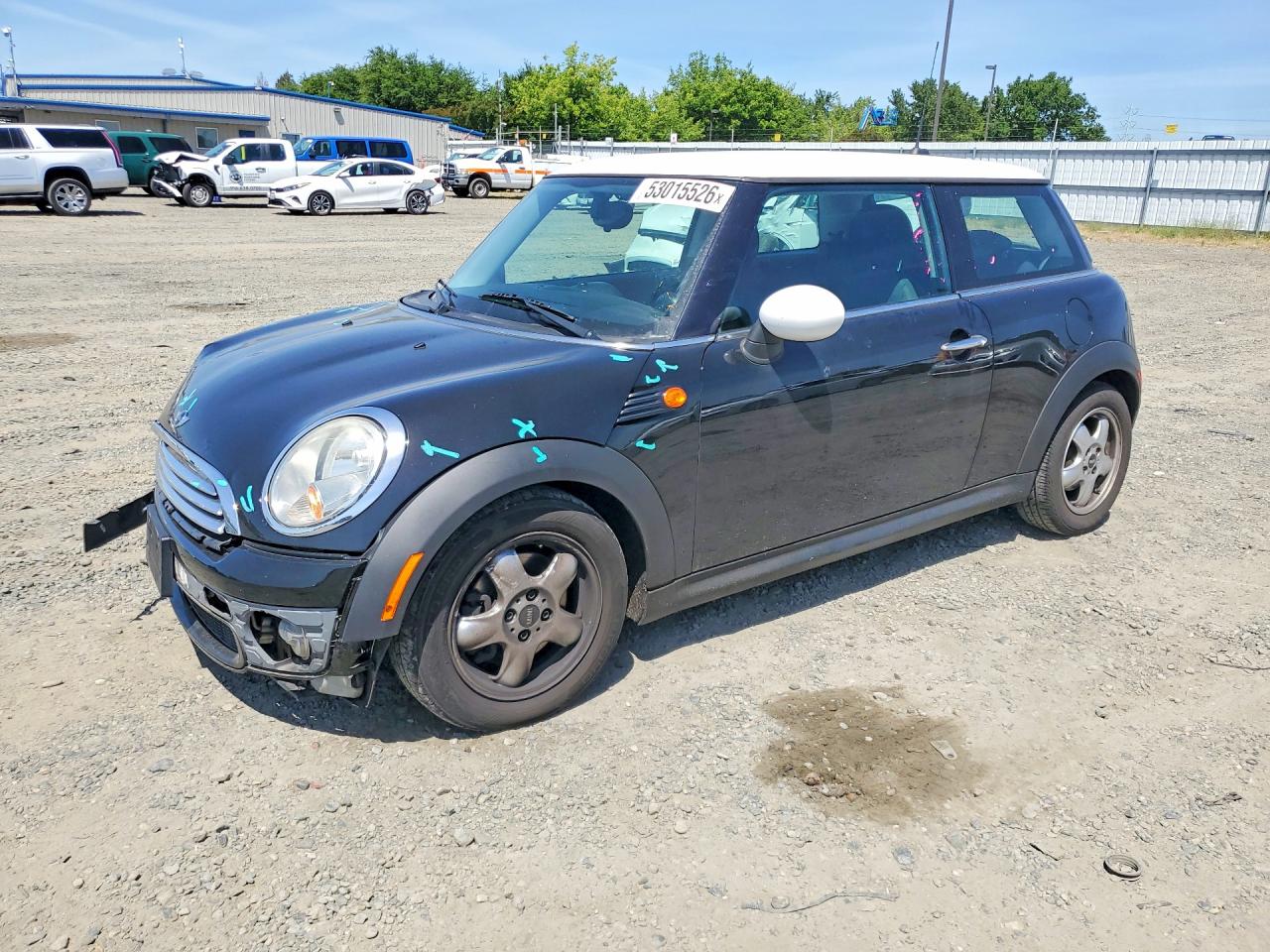 2010 MINI Cooper VIN WMWMF3C53ATZ65232 photo 1