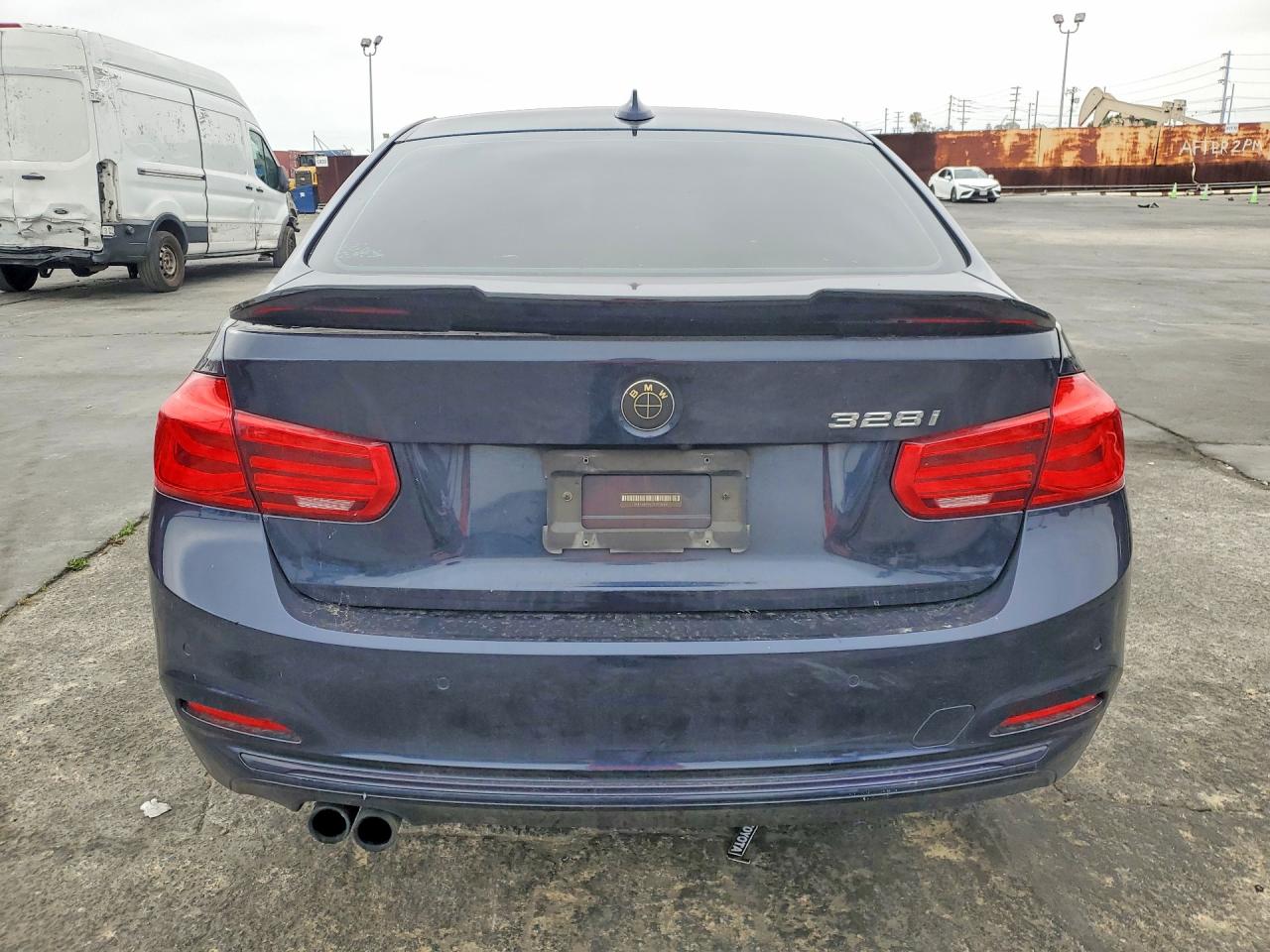 2016 BMW 3 series VIN WBA8E9G51GNT85461 photo 6