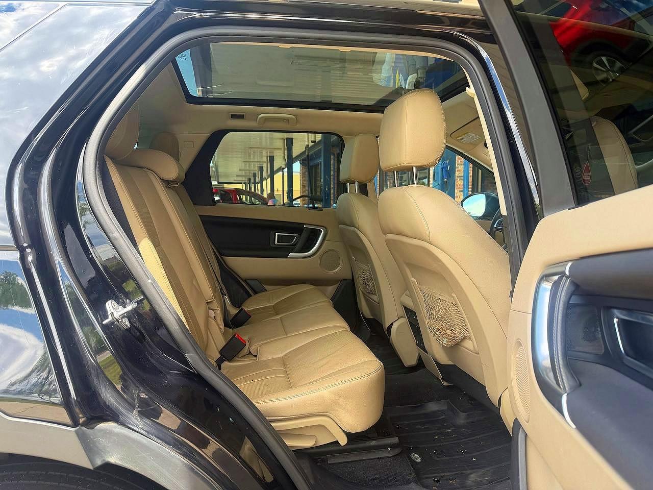 2018 Land Discovery VIN SALCR2RX3JH749904 photo 6