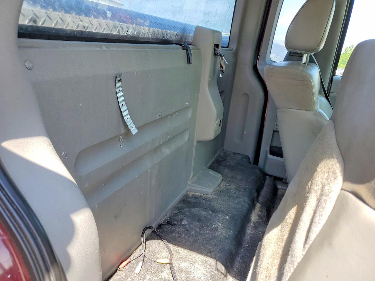 2005 Ford F150 VIN 1FTRF12205NB95361 photo 10