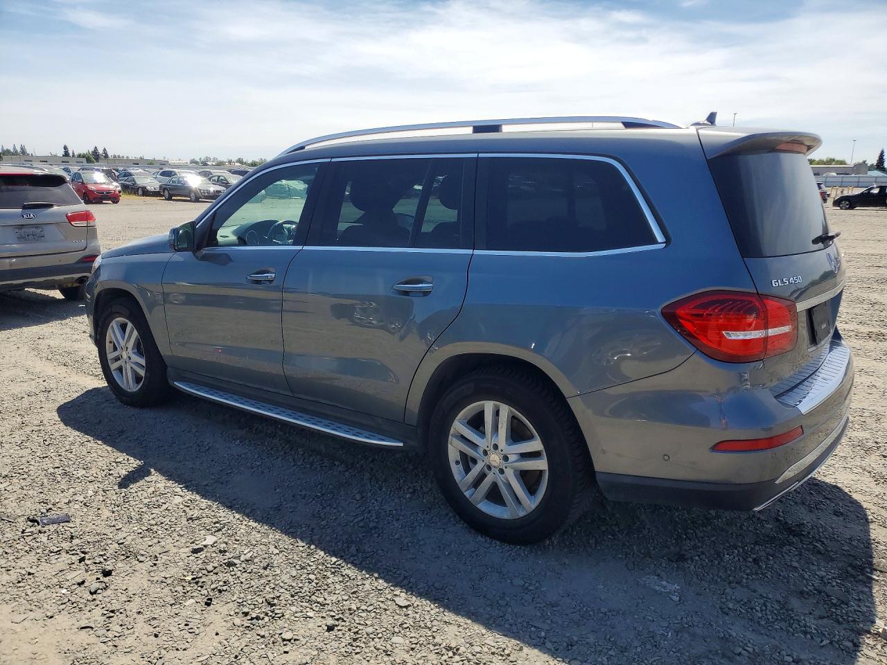 2019 Mercedes-Benz Gls-class VIN 4JGDF6EEXKB227769 photo 2