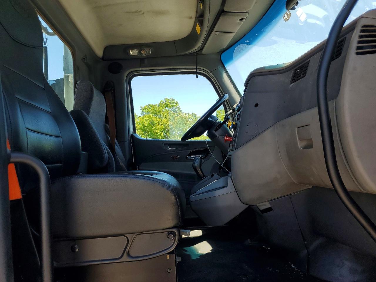 2016 PETERBILT All other VIN 1XPBA48XXGD354432 photo 6