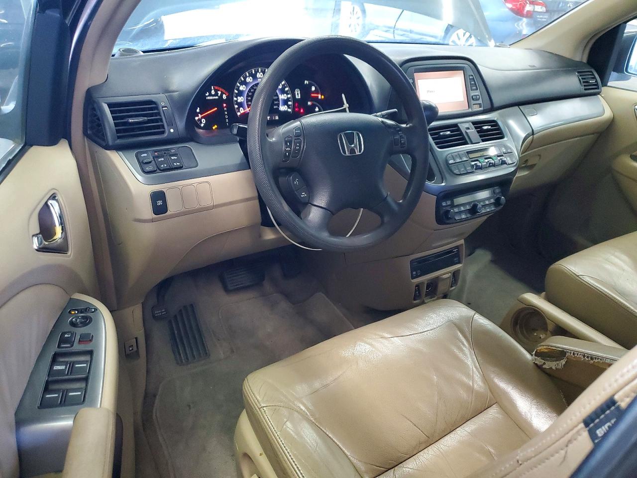 2005 Honda Odyssey VIN 5FNRL38705B136848 photo 8