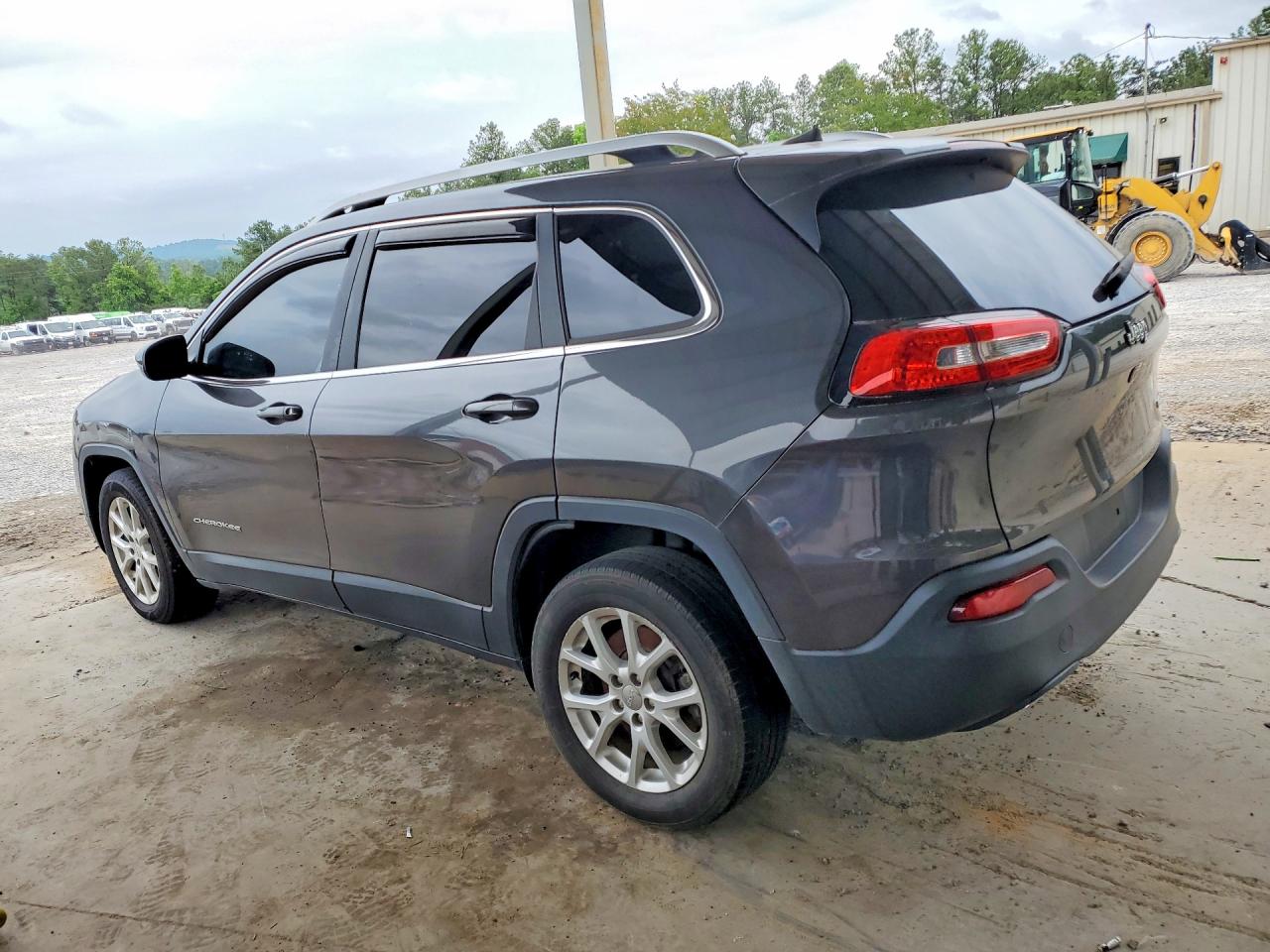 2016 Jeep Grand cher VIN 1C4PJLCS0GW222541 photo 2