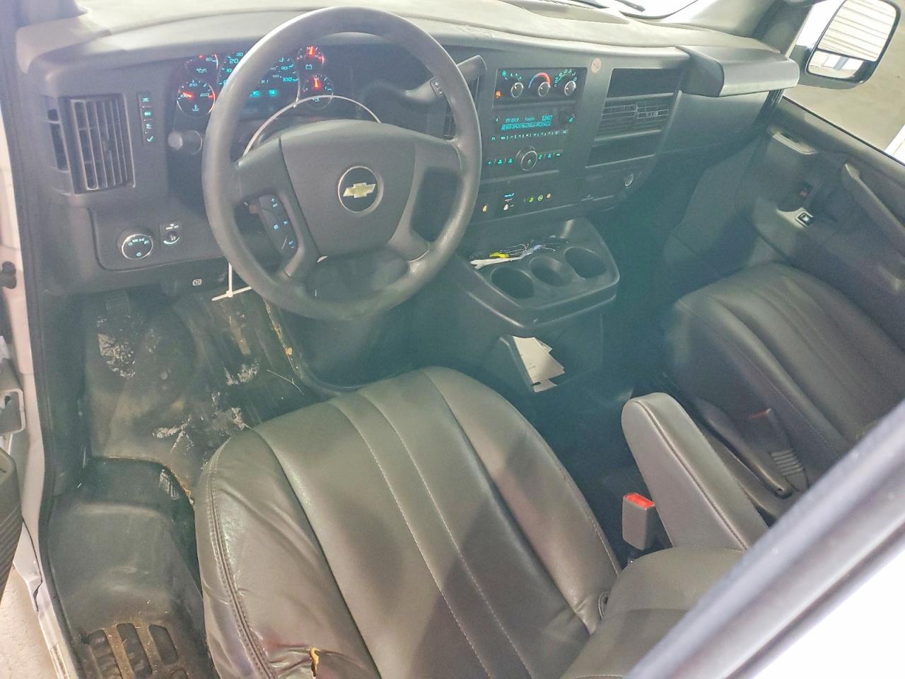 2020 CHEVROLET Express VIN 1GCWGBFP0L1143146 photo 8