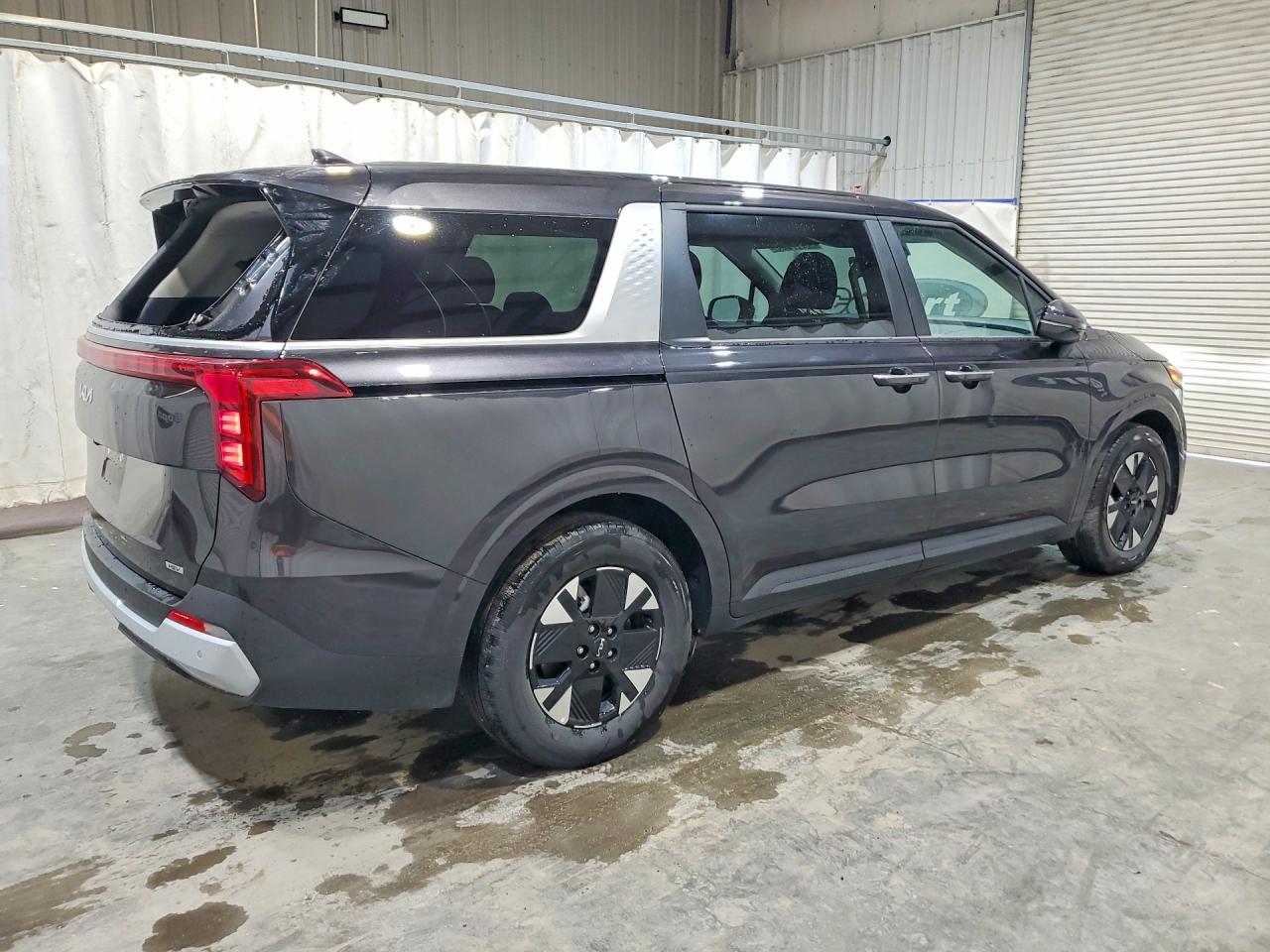 2026 Kia All other VIN KNDNB5KA1T6130289 photo 3