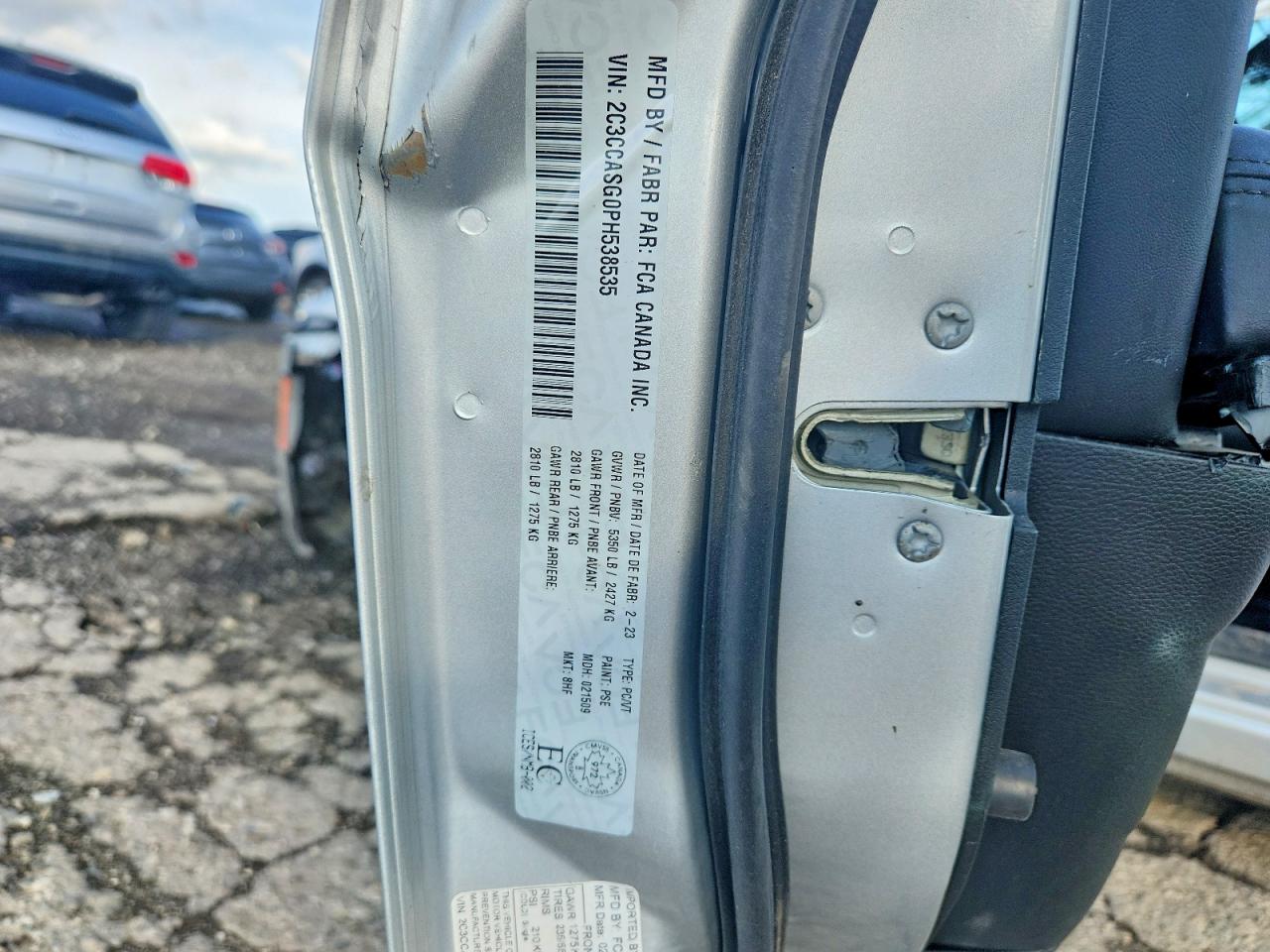 2023 Chrysler 300 VIN 2C3CCASG0PH538535 photo 12