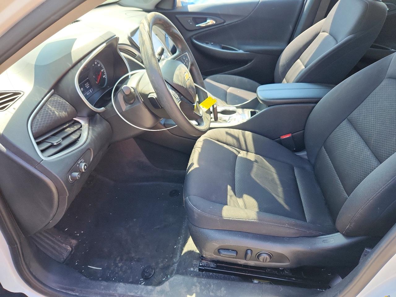 2025 Chevrolet Malibu VIN 1G1ZD5ST8SF142265 photo 7