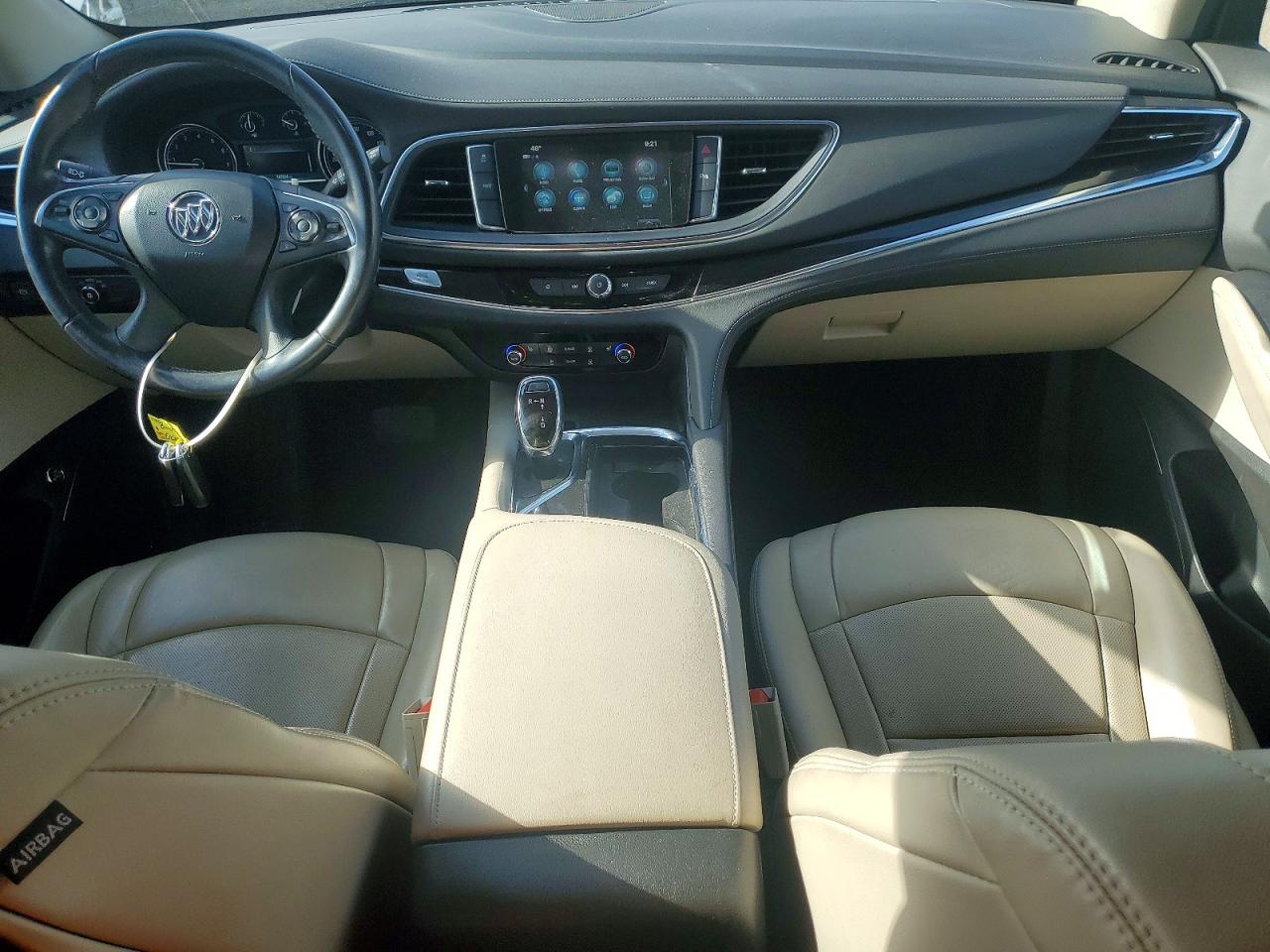 2018 Buick Enclave VIN 5GAEVAKWXJJ180650 photo 8