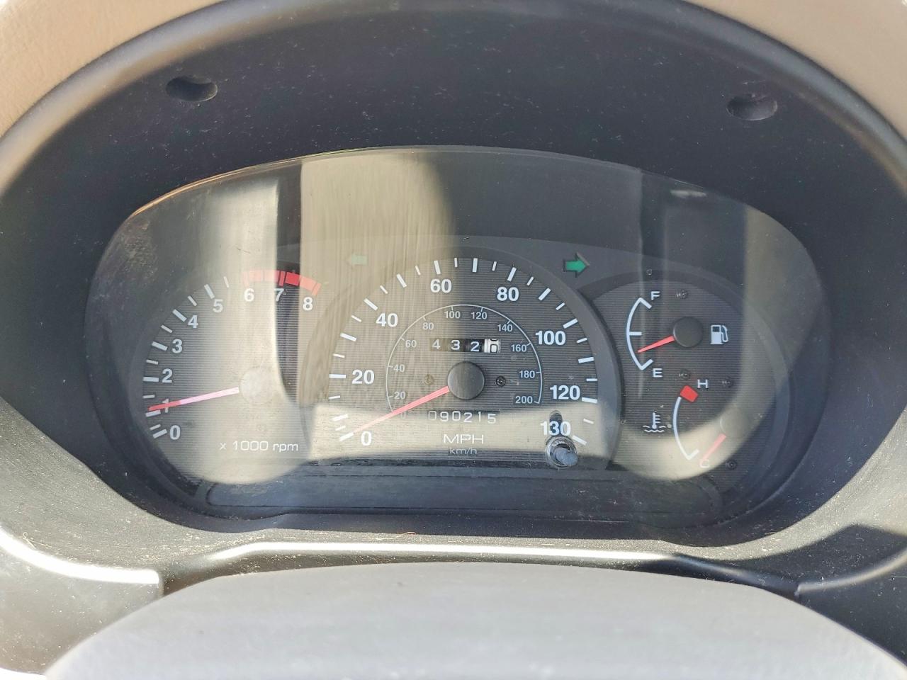 2000 Hyundai Accent VIN KMHCG35G2YU043819 photo 9