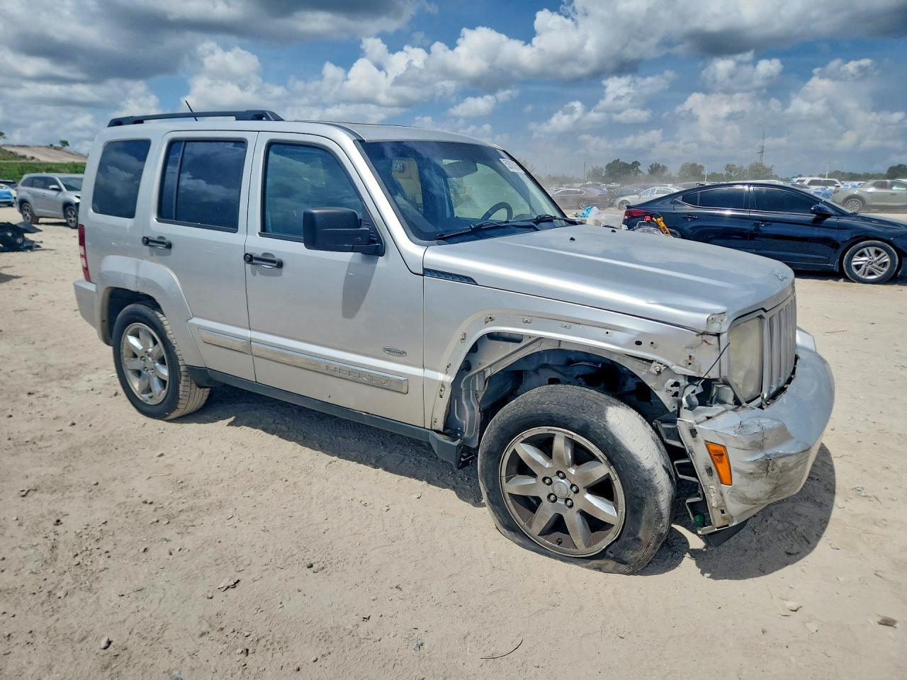 2012 Jeep Liberty VIN 1C4PJMAK9CW196797 photo 4
