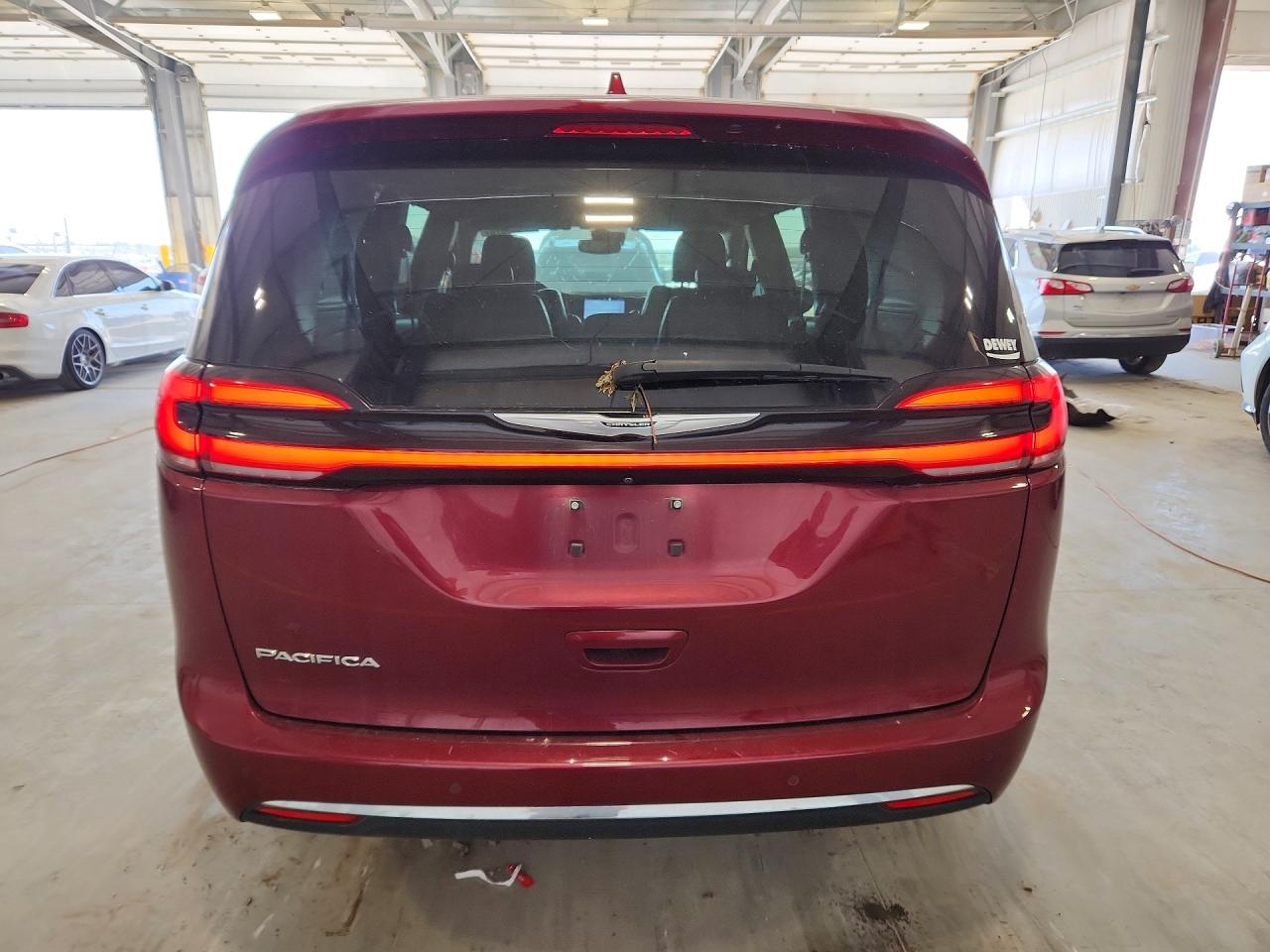 2021 Chrysler Pacifica VIN 2C4RC1BG2MR559656 photo 6