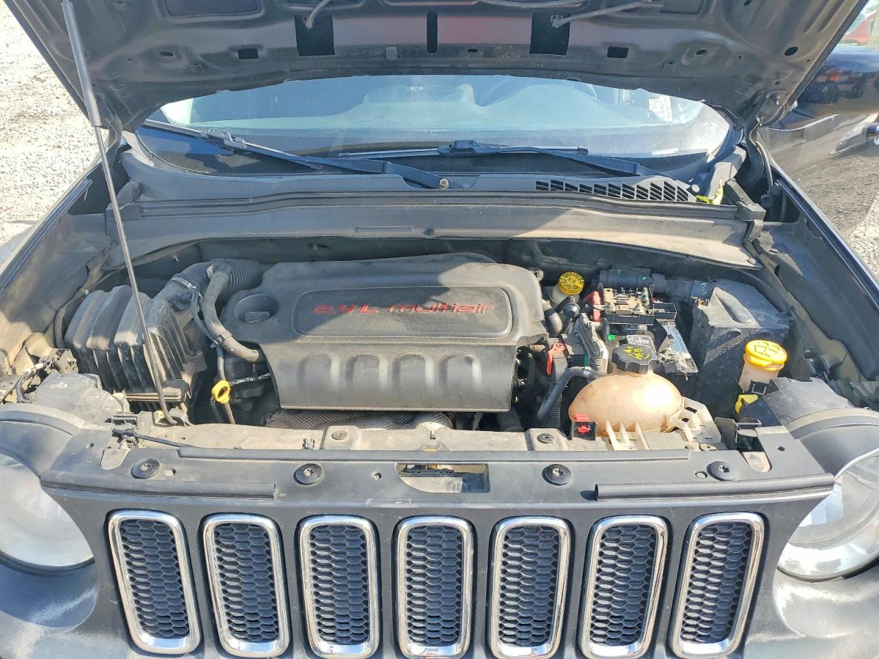 2017 Jeep Renegade VIN ZACCJABB7HPE58851 photo 12