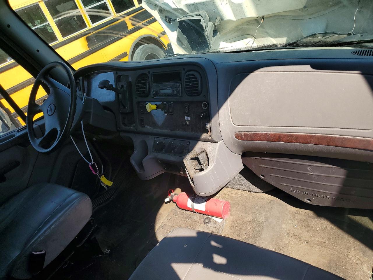 2015 FREIGHTLINER All other VIN 1FVACWDT5FHGC2948 photo 8