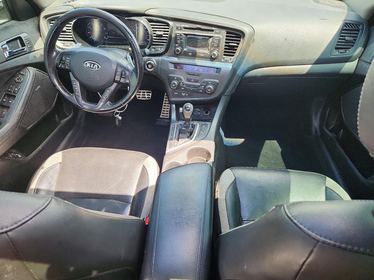 2012 Kia Optima VIN 5XXGR4A66CG073911 photo 8