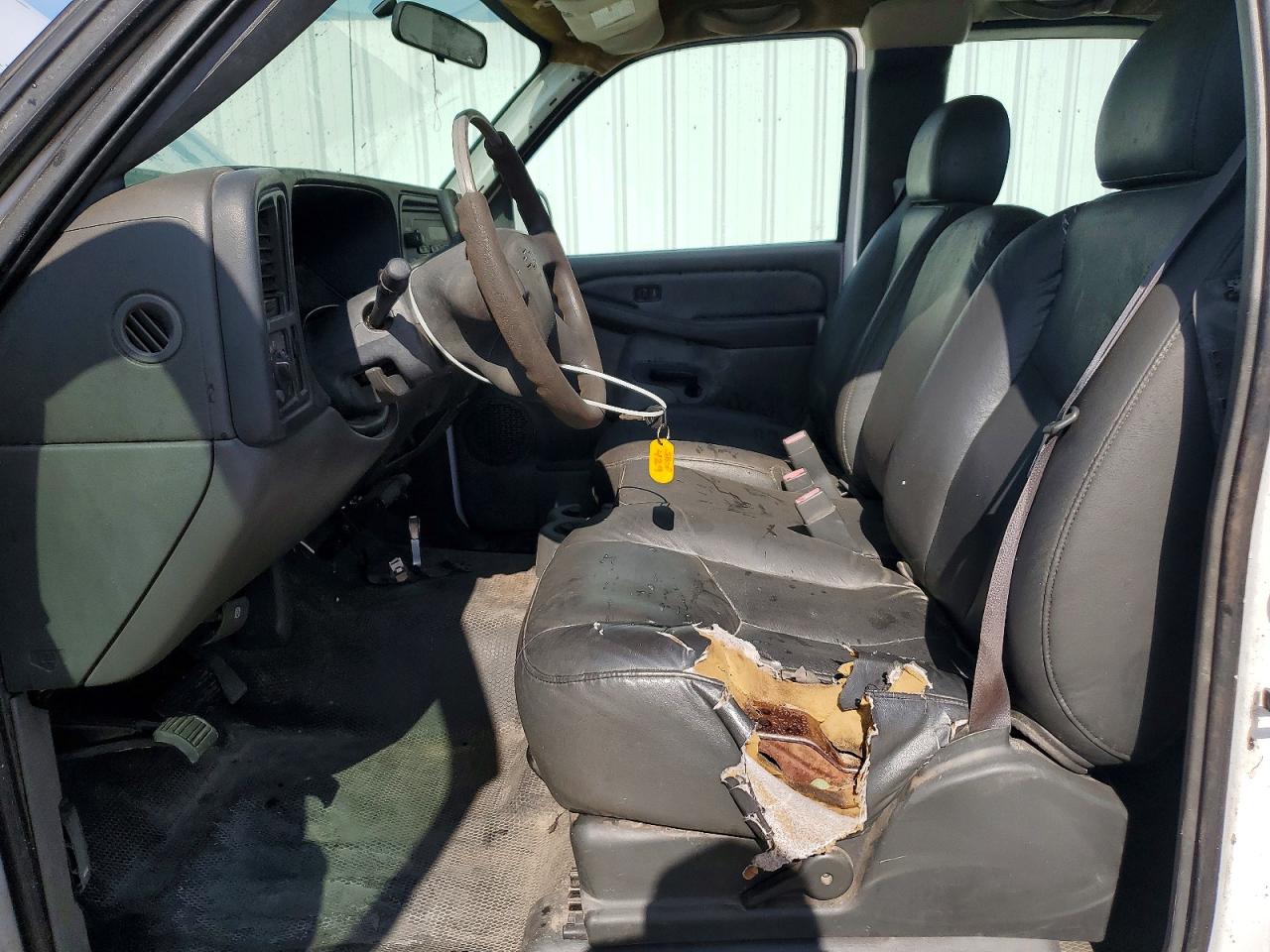 2007 Chevrolet All models VIN 1GCHC29U27E165640 photo 7