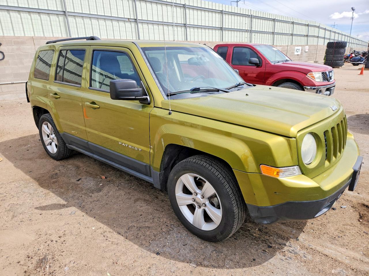2012 Jeep Patriot VIN 1C4NJPFB9CD634635 photo 4