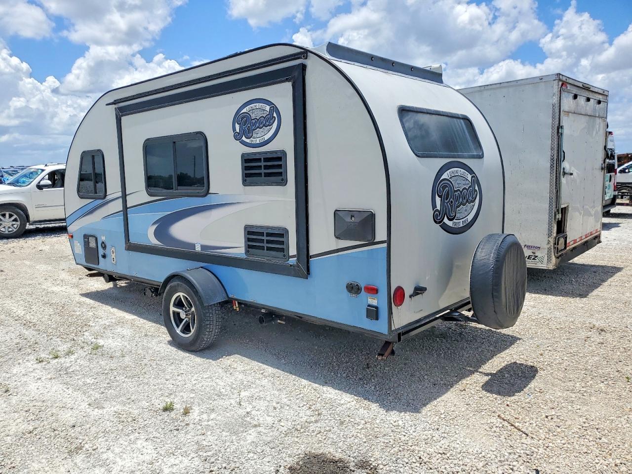 2019 FOREST All models VIN 4X4TRPT1XKL021160 photo 3